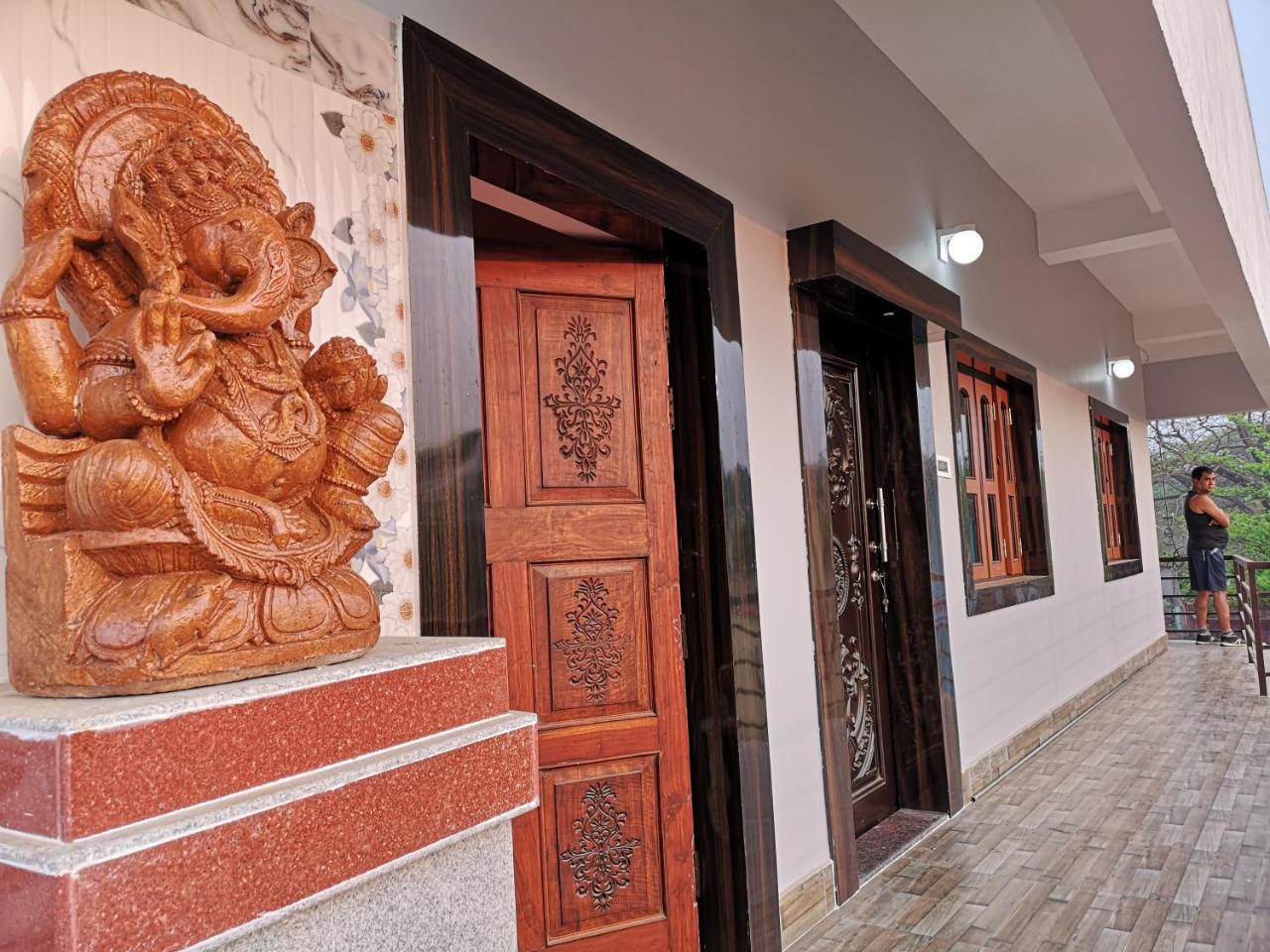 Chairosana Mansion Bhubaneswar Exteriör bild
